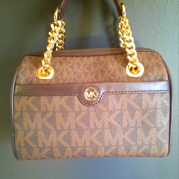 Michael kors satchel - Picture 1 of 3